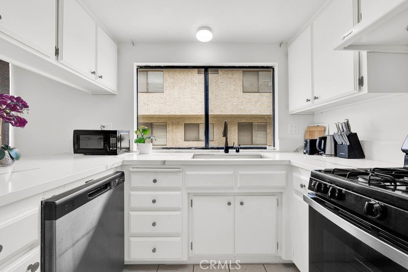 4285 Walnut Grove Ave