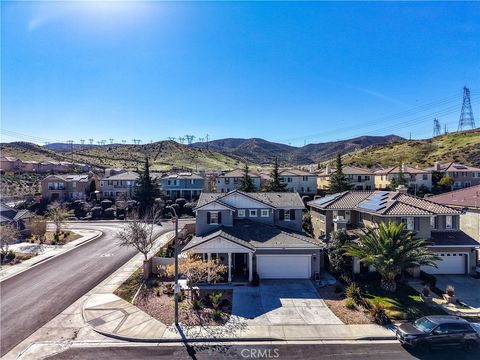 Photo of 2800 Crocus Pl, Palmdale, CA 93551 (MLS # CV26026641)