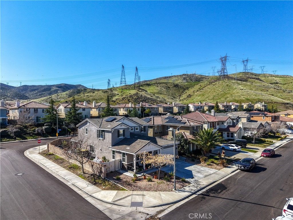 Photo of 2800 Crocus Pl, Palmdale, CA 93551 (MLS # CV26026641)