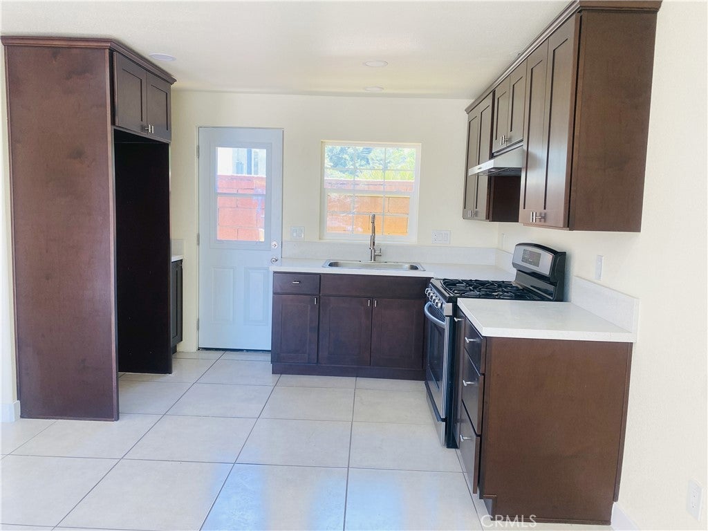 2558 W Lullaby Lane STUDIO