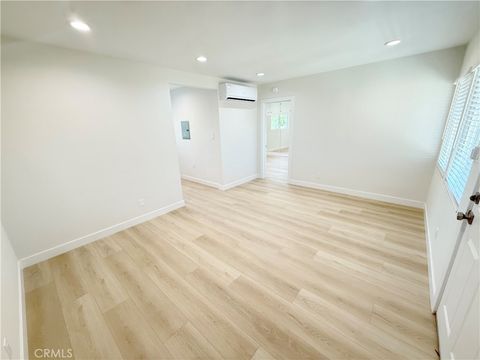 Photo of 506 Raymond Avenue #508D, Glendale, CA 91201 (MLS # GD26065942)