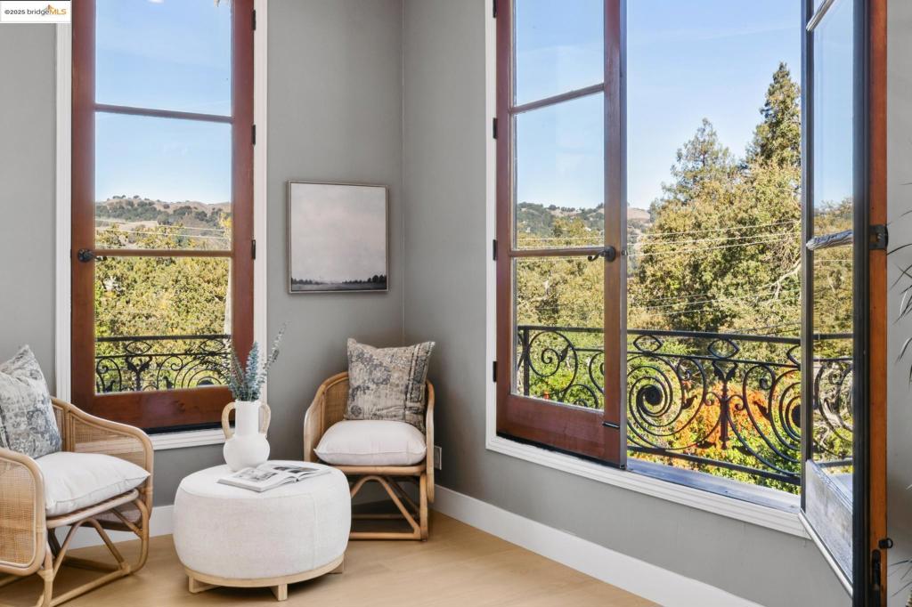 DOWNTOWN LAF - Residential