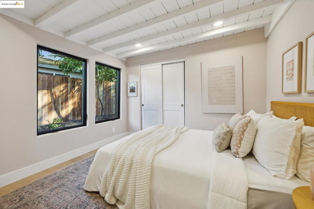 DOWNTOWN LAF - Residential