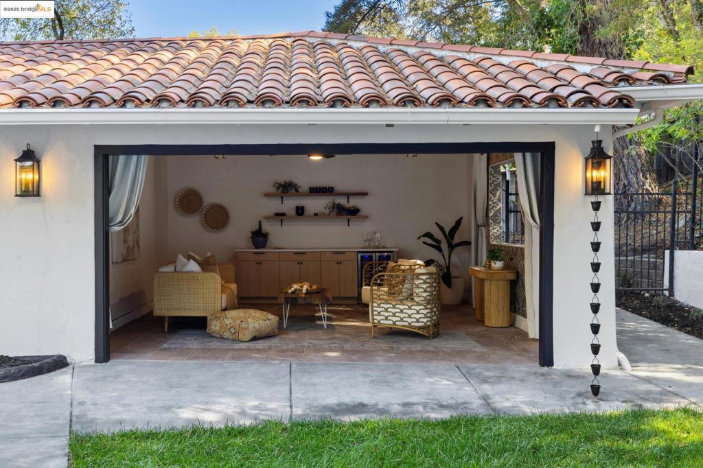 DOWNTOWN LAF - Residential