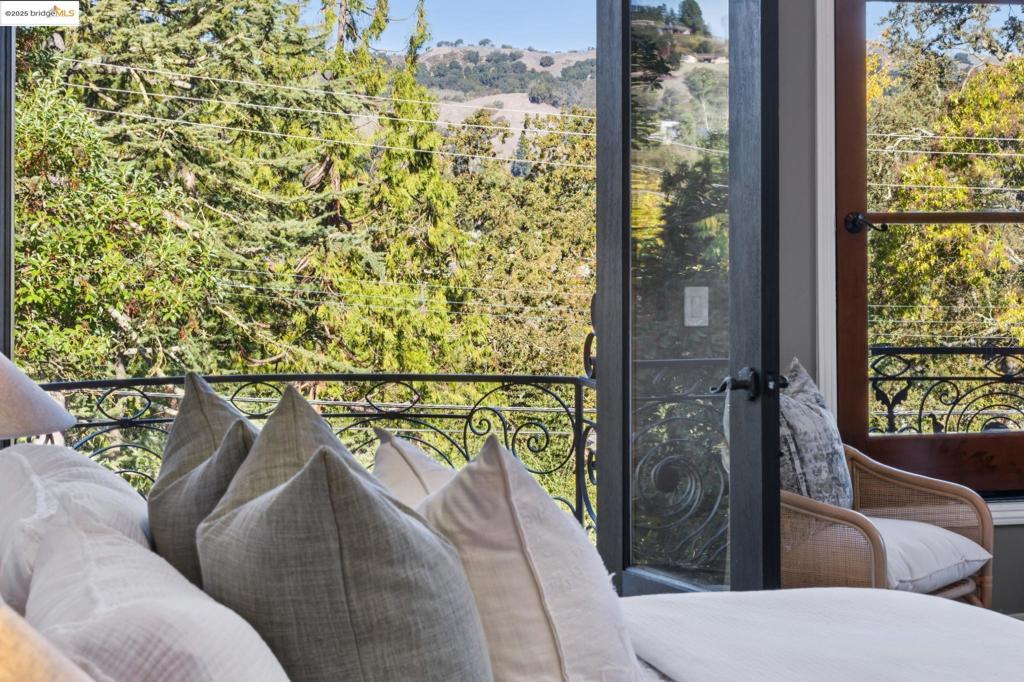 DOWNTOWN LAF - Residential