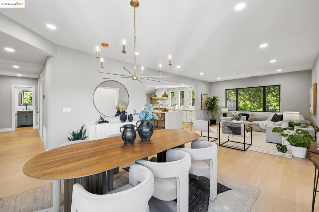 DOWNTOWN LAF - Residential