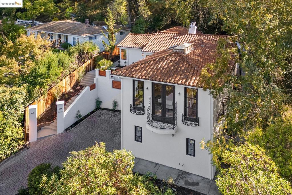 DOWNTOWN LAF - Residential