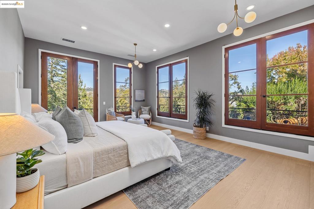 DOWNTOWN LAF - Residential