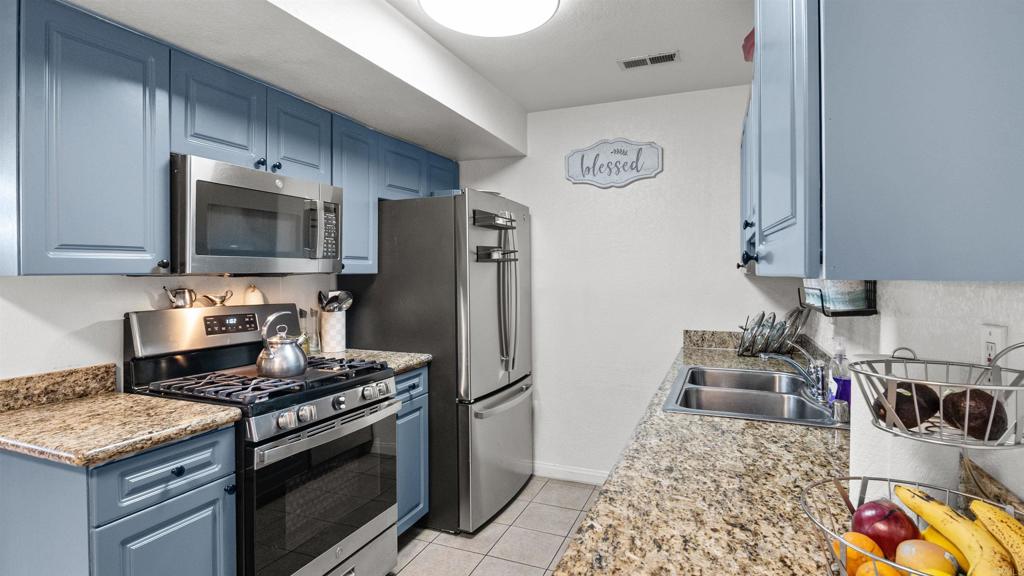 240 W Lincoln Ave 39