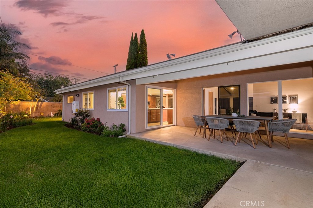 5360 E El Jardin Street