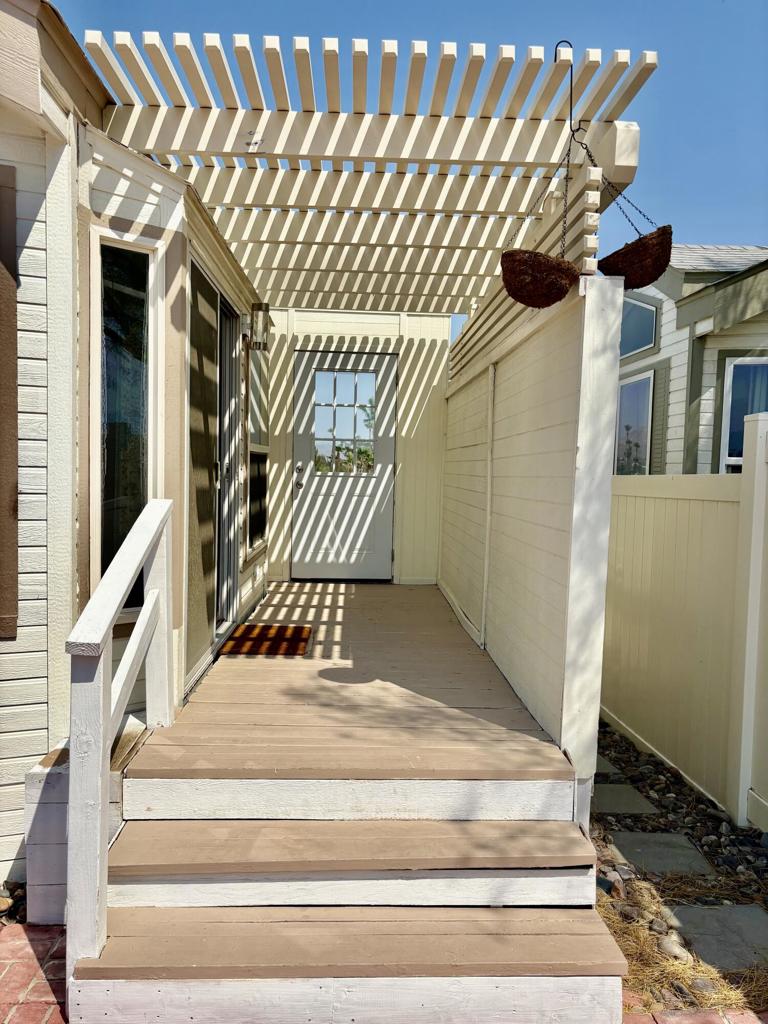 Not Applicable-1 - Manufactured In Park