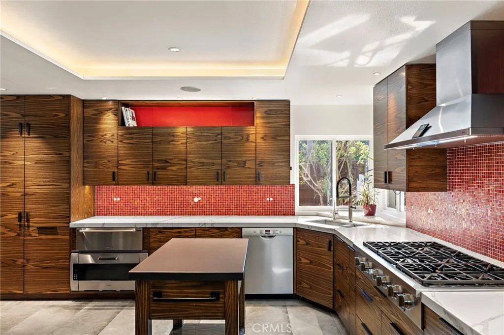 Laguna Niguel, California 92677, United States, 4 Bedrooms Bedrooms, ,2 BathroomsBathrooms,Residential,Active,238208