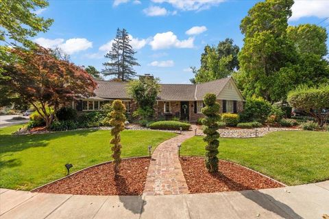 Photo of 1198 Britton Avenue, San Jose, CA 95125 (MLS # ML82042370)