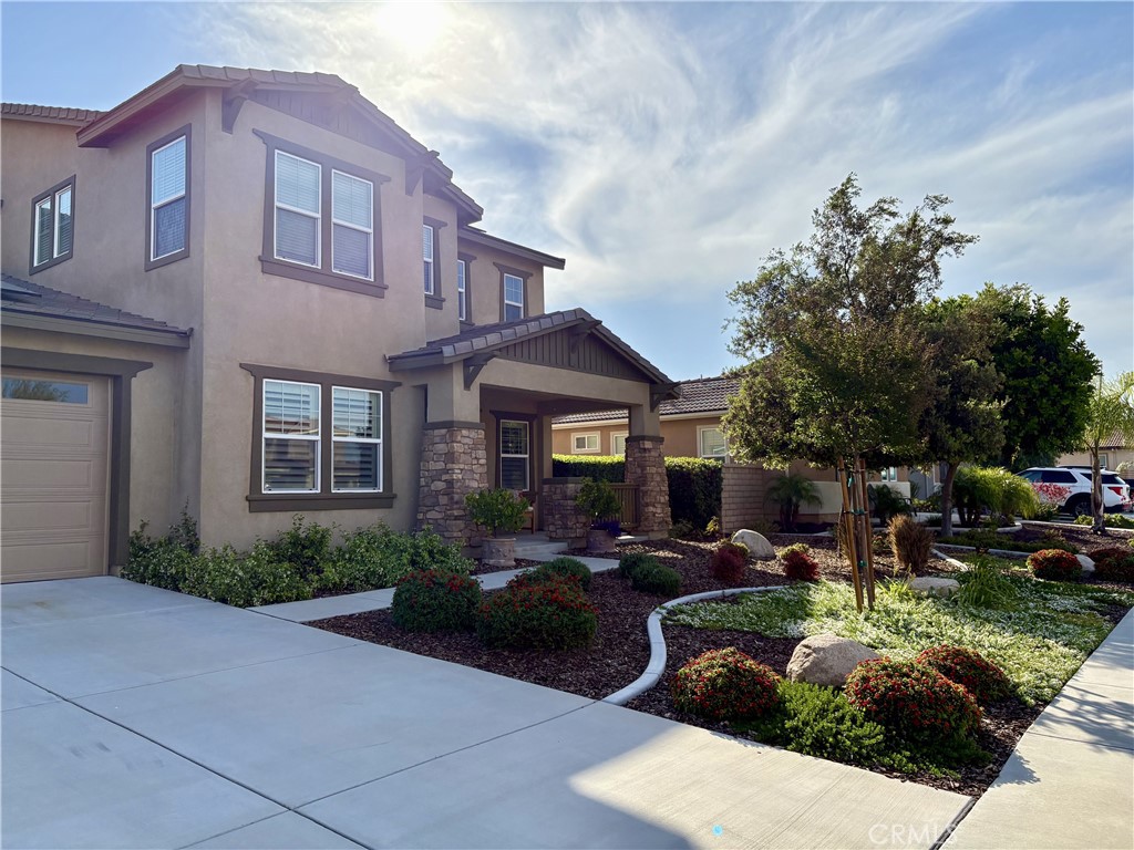 35582 Laurel Tree Court