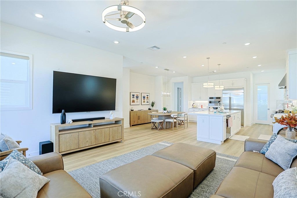 528 Gadwall, Irvine CA 92618 - Photo 15