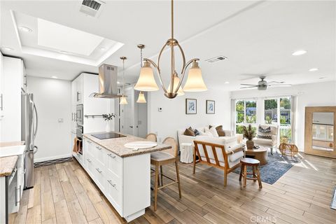 2119 U Via Puerta Laguna Woods CA 92637