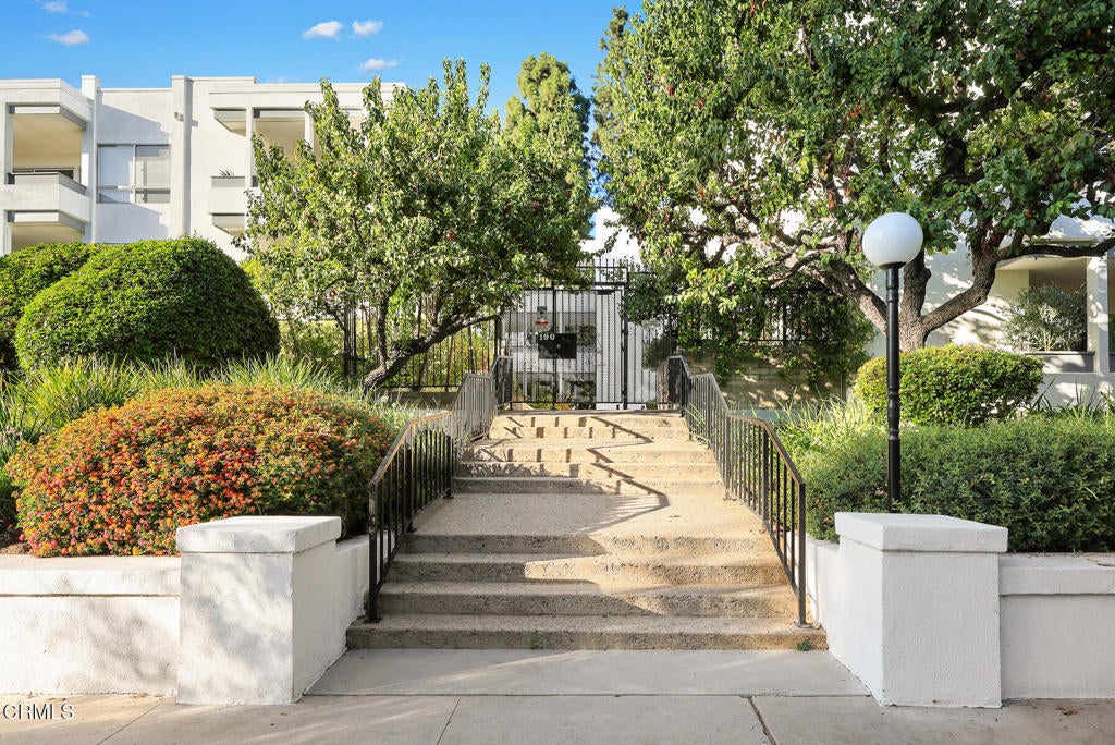 Properties 4 190 Arroyo Terrace 308