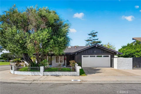 8661 Brookside Drive, Huntington Beach, CA 92646 - MLS#: OC26181126