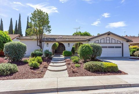 Photo of 2758 Glorietta Circle, Santa Clara, CA 95051 (MLS # ML82040009)