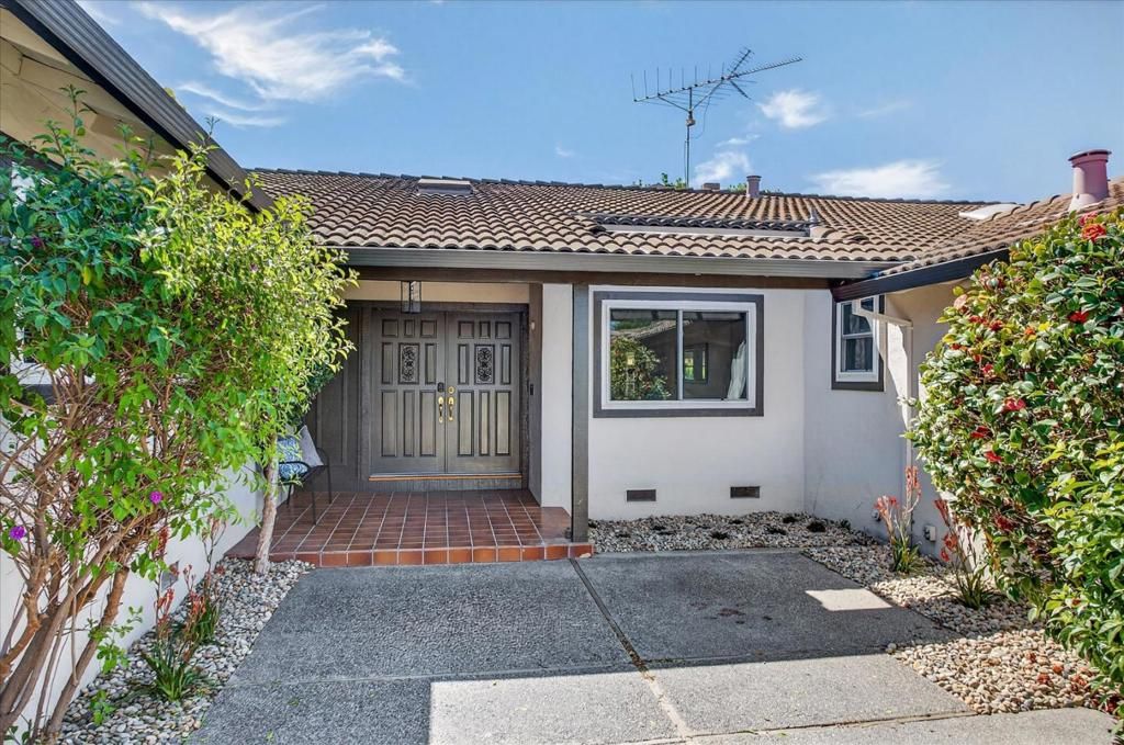 Photo of 2758 Glorietta Circle, Santa Clara, CA 95051 (MLS # ML82040009)