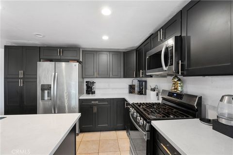 313 N Melrose Vista CA 92083