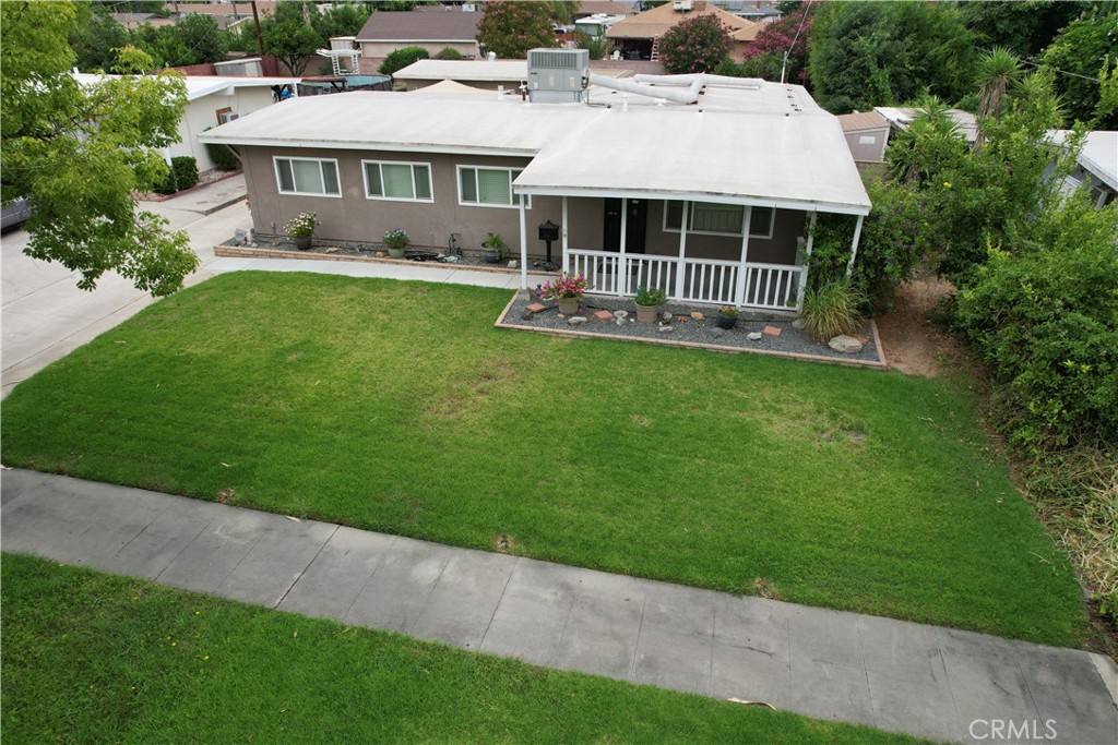Turnkey Riverside Gem with Pool, Modern Upgrades & Huge Lot!
Welcome to your dream home! This beautifully remodeled 4-bedroom, 2-bathroom stunner offers 1,612 sq ft of stylish living space, perfectly nestled on a generous 9,583 sq ft lot in a quiet Riverside neighborhood. From the moment you arrive, you'll be impressed by the move-in ready charm and thoughtful upgrades throughout.
Step inside to discover a gorgeous, modern kitchen featuring stainless steel appliances, sleek countertops, a walk-in pantry, and plenty of cabinet space—perfect for entertaining or quiet nights in. Both bathrooms have been tastefully remodeled with contemporary finishes that feel fresh and luxurious.
Love the outdoors? You’ll fall in love with the sparkling private pool, expansive backyard oasis, and a fruit-bearing orange tree that adds charm and fresh citrus to your mornings. The detached 2-car garage provides ample space for storage or a potential ADU. Whether you're hosting summer barbecues, relaxing under the stars, or letting pets and kids roam free—this backyard has it all.
Located close to parks, schools, shopping, and freeways—this Riverside beauty truly checks every box. Don’t miss this rare opportunity to own a turnkey home with space, style, and serenity!
Schedule your private showing today and come pick your own oranges!