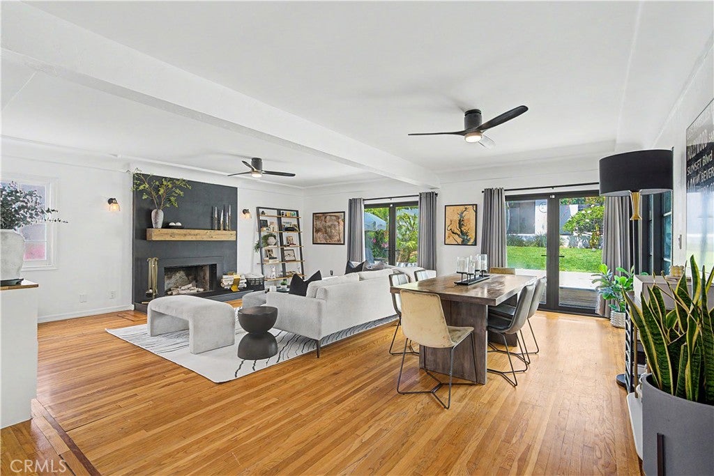 923 S Dodson