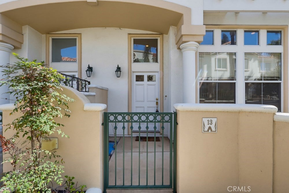 Properties 1 1516 Cravens 13