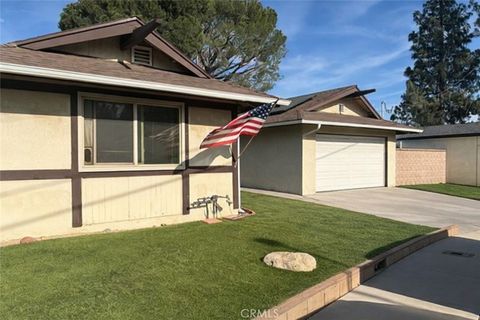 Photo of 8811 Riderwood Dr, Sunland, CA 91040 (MLS # SB26071482)