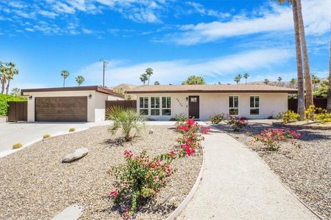Photo of 39120 Paradise Way, Cathedral City, CA 92234 (MLS # CV26015543)