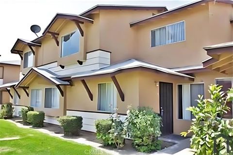 Photo of 12916 Bloomfield Ave, Norwalk, CA 90650 (MLS # CV26068021)