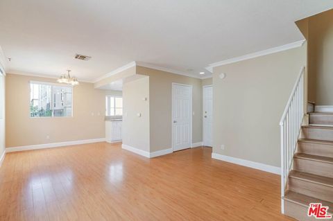 Photo of 11063 Cumpston Street #108, North Hollywood, CA 91601 (MLS # 26672897)