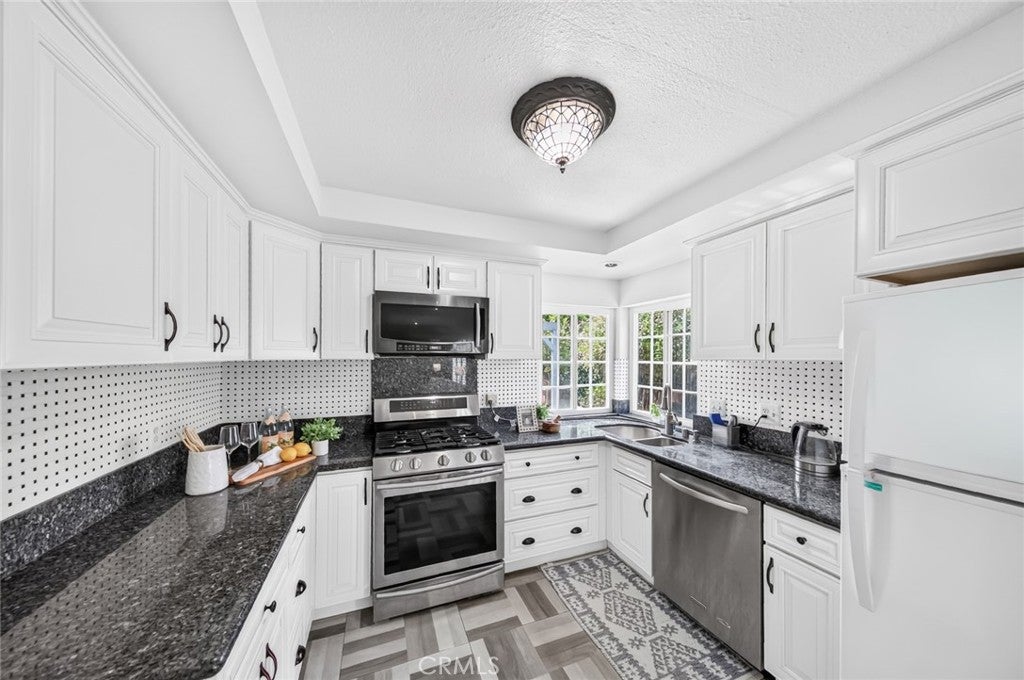 12 Shenandoah, Irvine CA 92620 - Photo 11