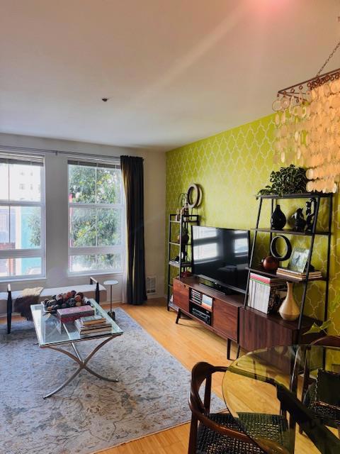 Undisclosed Address #ML82044154, San Francisco CA 94107