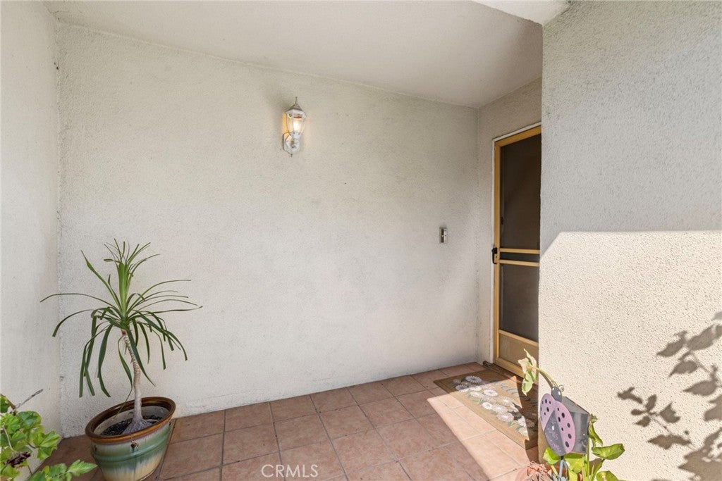19708 Dalfsen Avenue