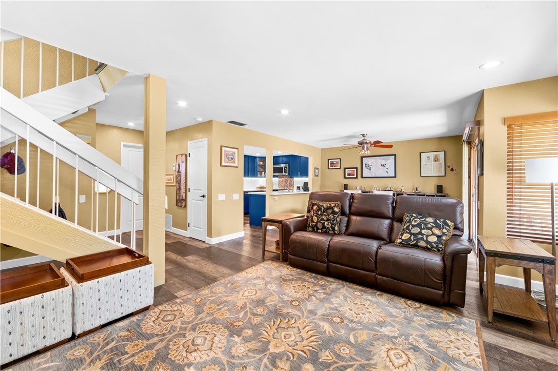 11870 Mansa Court, Fountain Valley CA 92708 - Photo 10