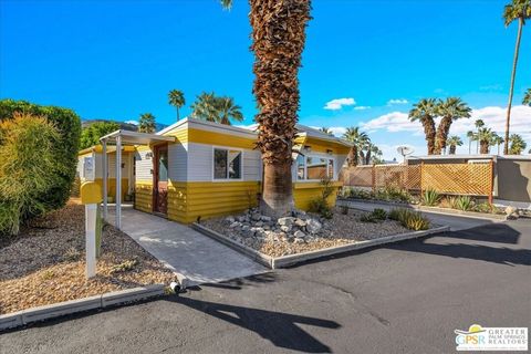 Photo of 155 Laguna, Palm Springs, CA 92264 (MLS # 26648499PS)