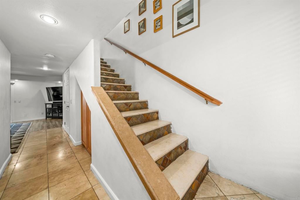 1614 tina pl