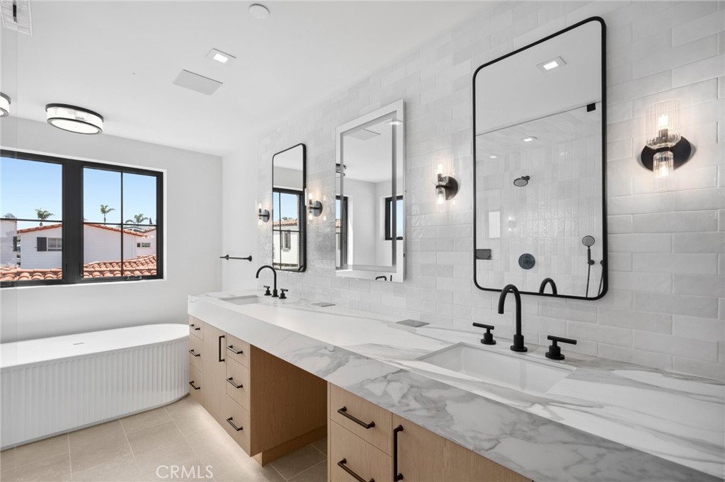 Lido Island (LIDO) - Residential