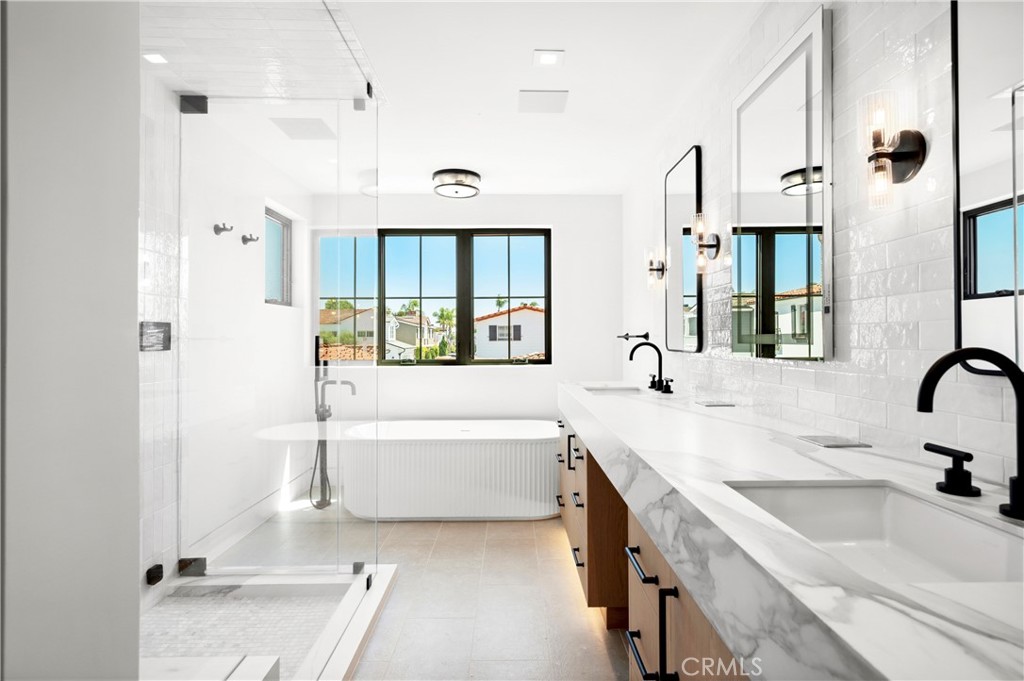 Lido Island (LIDO) - Residential