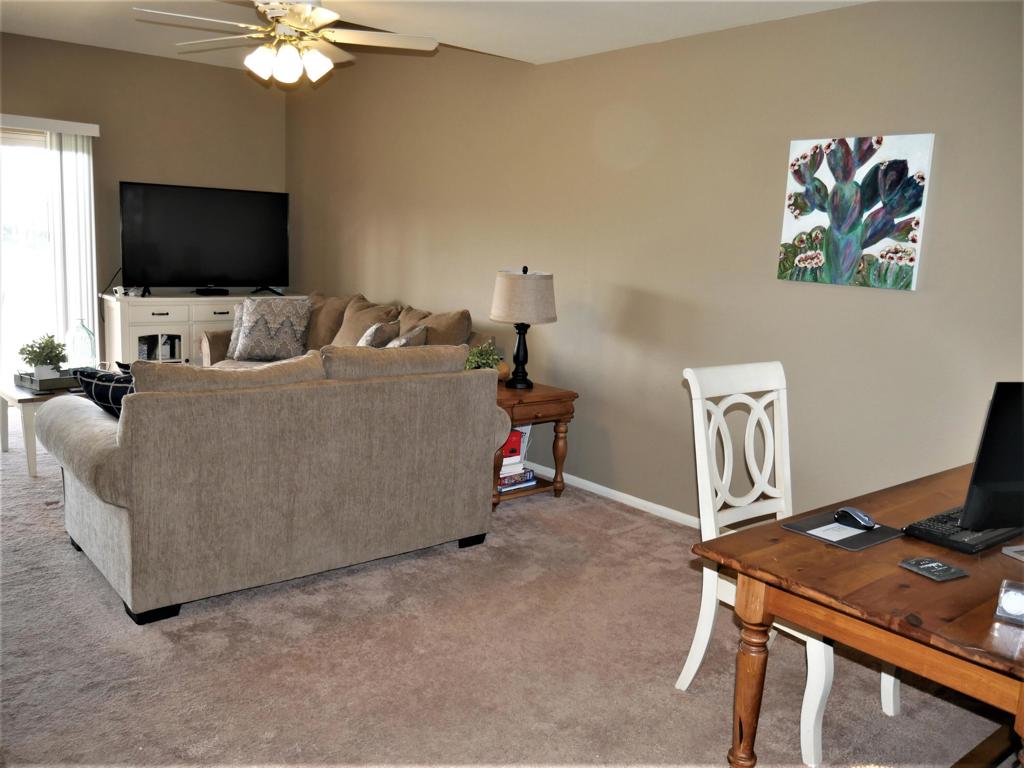 Palm Royale - Residential