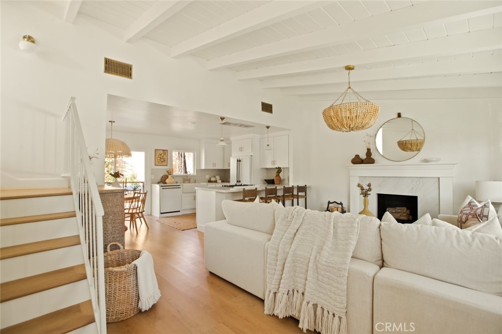 27085 Calle Dolores