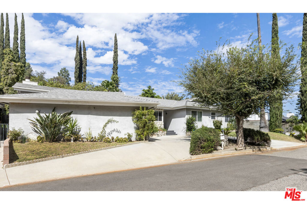 15508 Royal Ridge Road