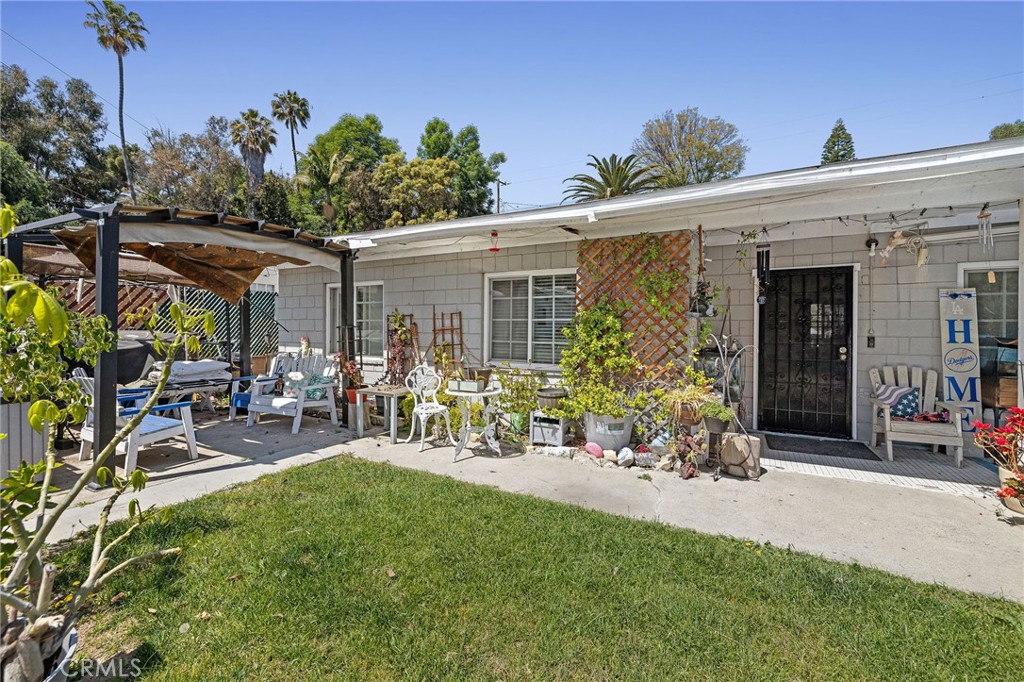 964 w 5th street