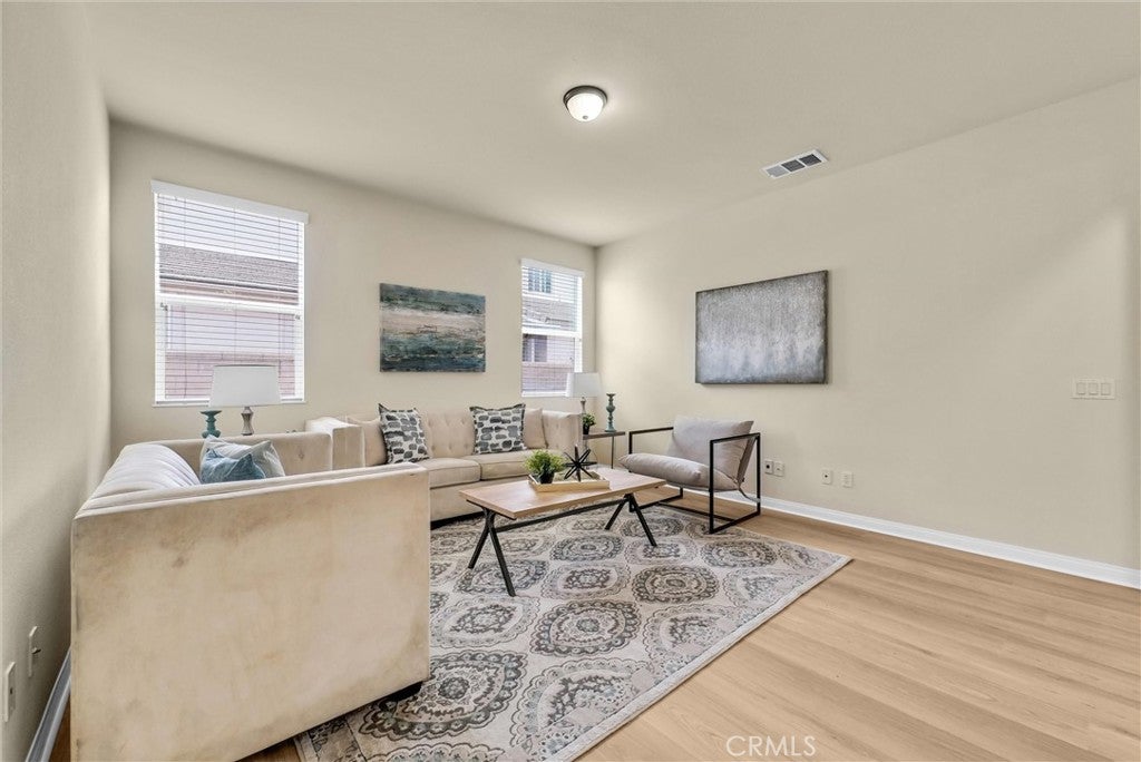 13901 Dellbrook