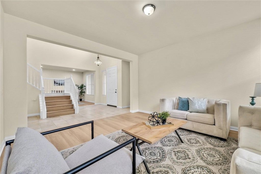 13901 Dellbrook