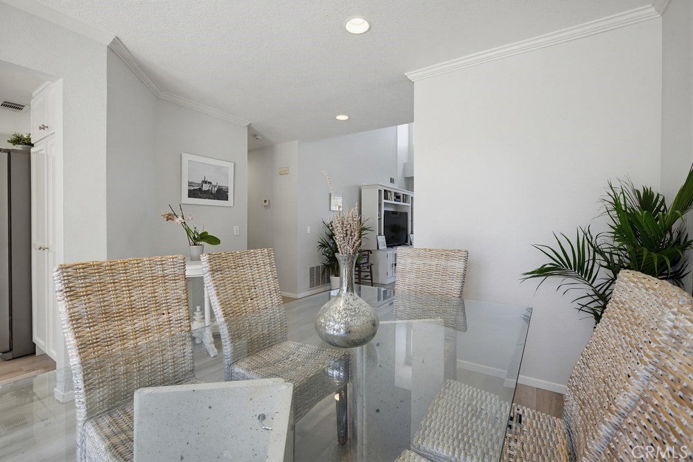 25851 Miramonte Drive, Mission Viejo CA 92692 - Photo 17