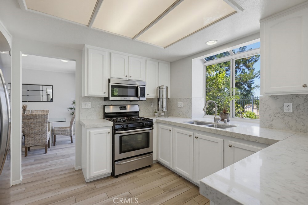 25851 Miramonte Drive, Mission Viejo CA 92692 - Photo 21