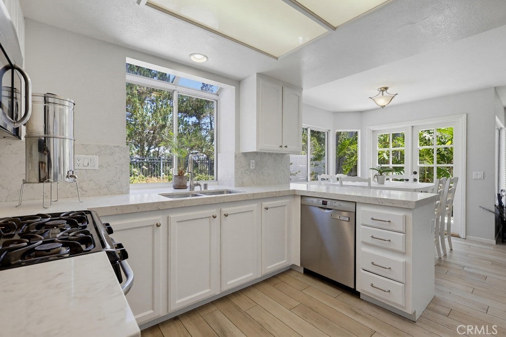 25851 Miramonte Drive, Mission Viejo CA 92692 - Photo 20
