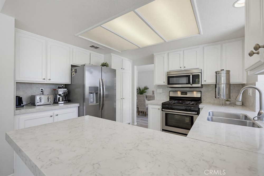 25851 Miramonte Drive, Mission Viejo CA 92692 - Photo 23